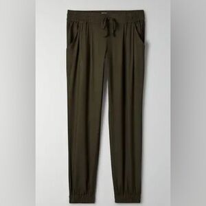 NWOT Aritzia Talula Los Feliz Pants in Black - Medium